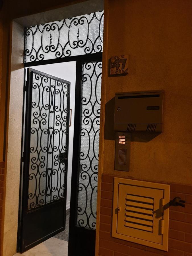 גיארדיני נאקסוס Chiara Naxos Apartment מראה חיצוני תמונה
