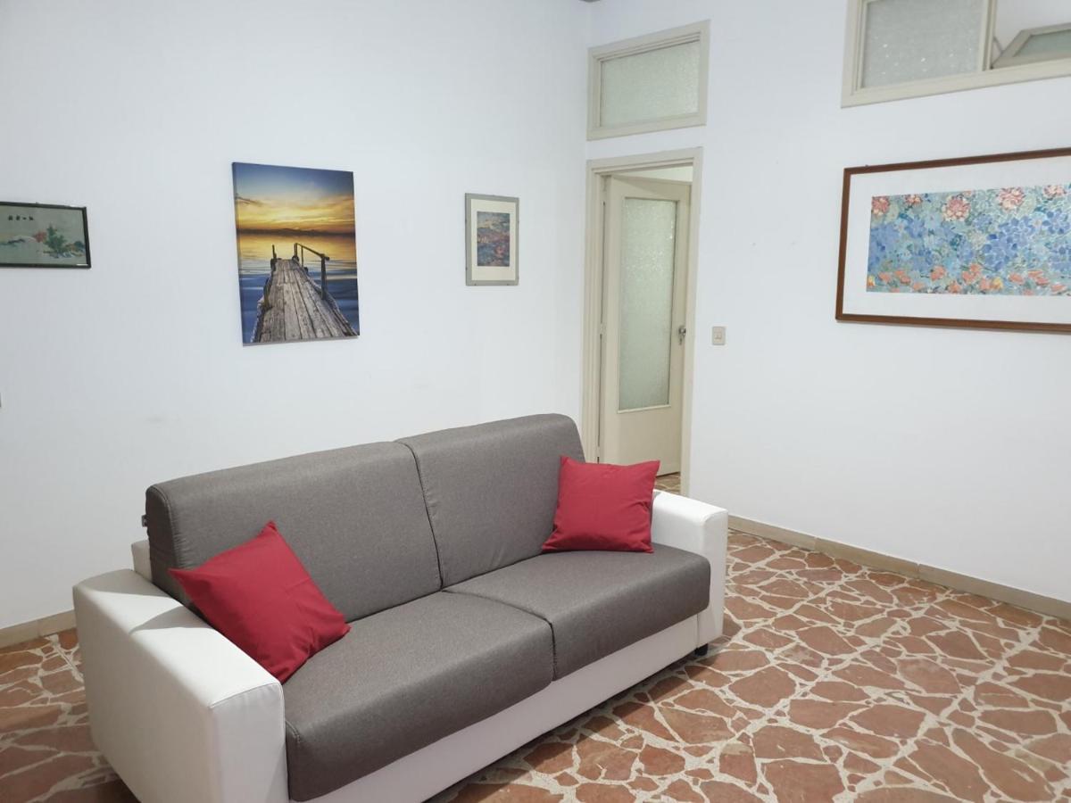 גיארדיני נאקסוס Chiara Naxos Apartment מראה חיצוני תמונה