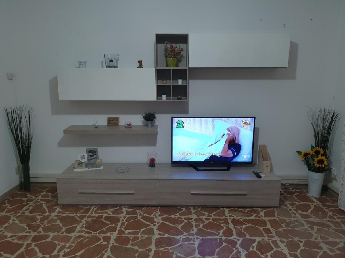 גיארדיני נאקסוס Chiara Naxos Apartment מראה חיצוני תמונה
