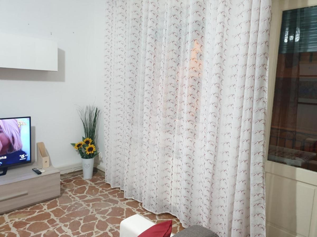 גיארדיני נאקסוס Chiara Naxos Apartment מראה חיצוני תמונה