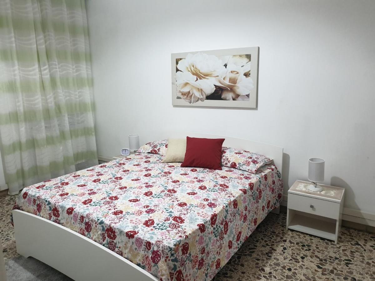 גיארדיני נאקסוס Chiara Naxos Apartment מראה חיצוני תמונה